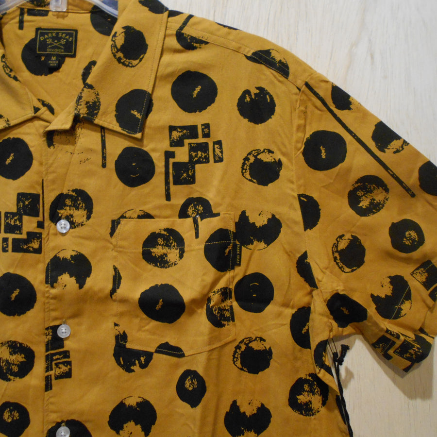 Dark Seas Bear SS Woven Shirt - Size M
