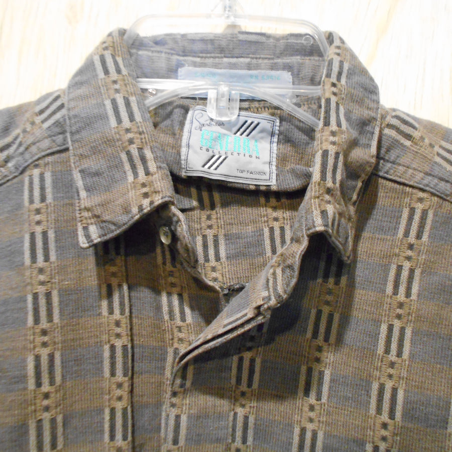 Gennera Collection Vintage Long Sleeve Button Up Shirt