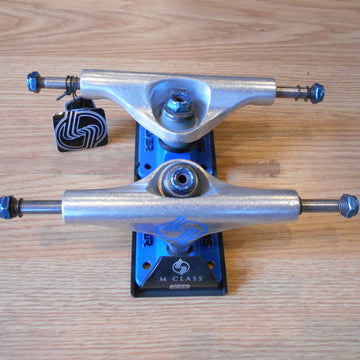 Silver M-Hollow 7.75 Polished/Blue Skateboard Trucks Set