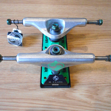 Silver M-Hollow 8.0 Polished/Green Skateboard Trucks Set